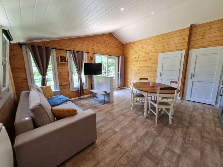 Chalet Olivier Flere-la-Riviere Exterior photo